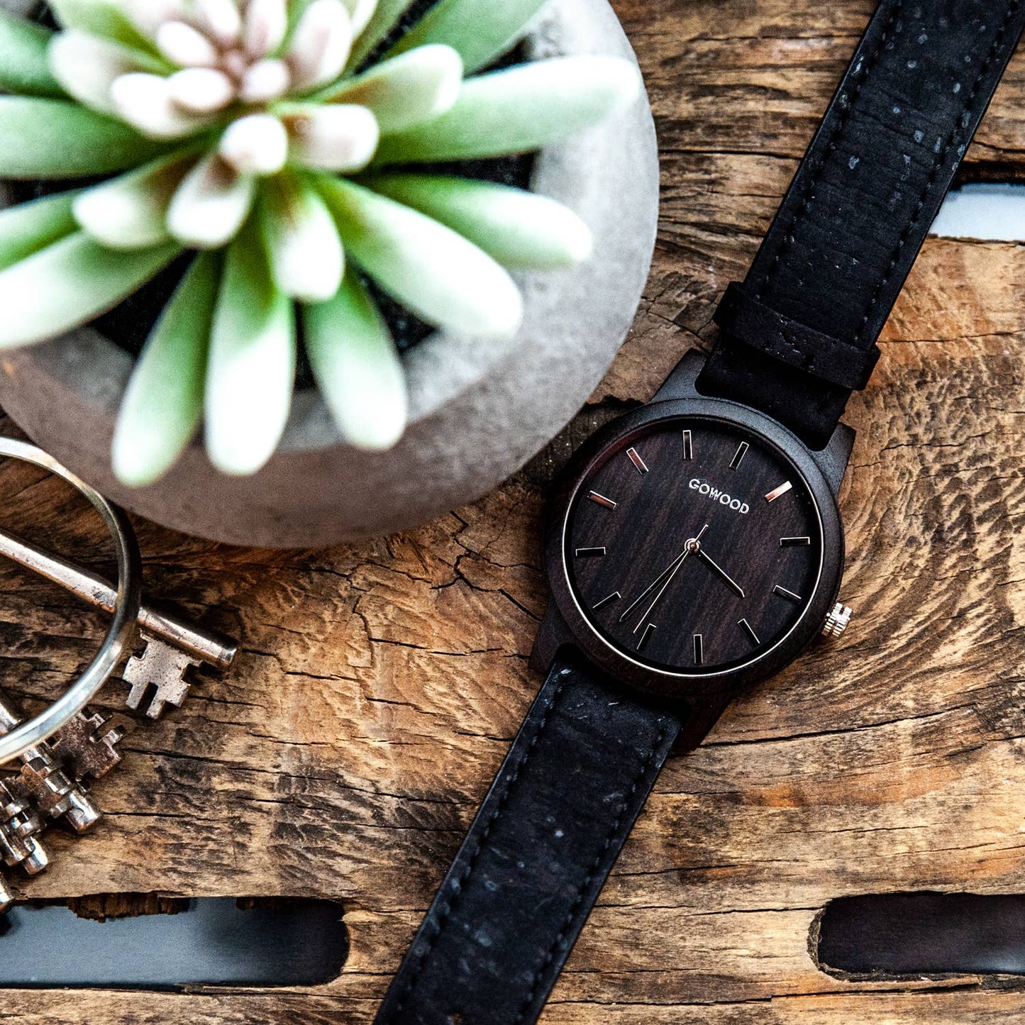 Black sandalwood watch with real cork wristband